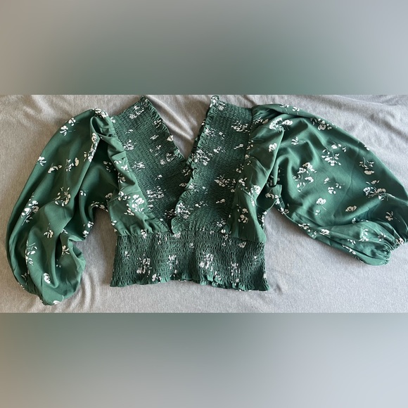 Abercrombie Long Sleeved Smocked Wrap Front Top, size L - Picture 2 of 8